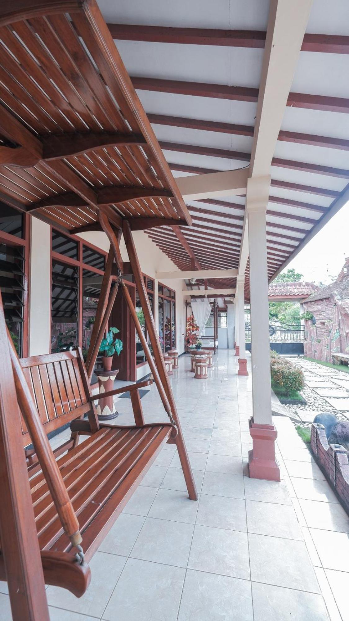 Marry Ind Gunung Kawi Guest House Malang Bumirejo Eksteriør bilde