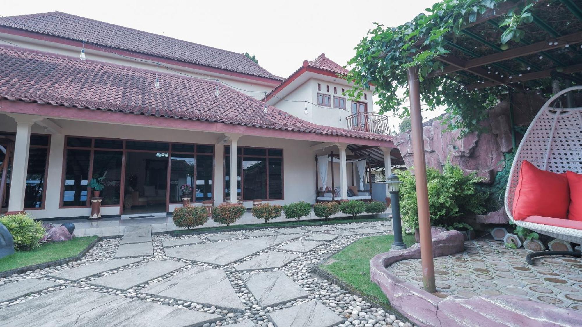 Marry Ind Gunung Kawi Guest House Malang Bumirejo Eksteriør bilde